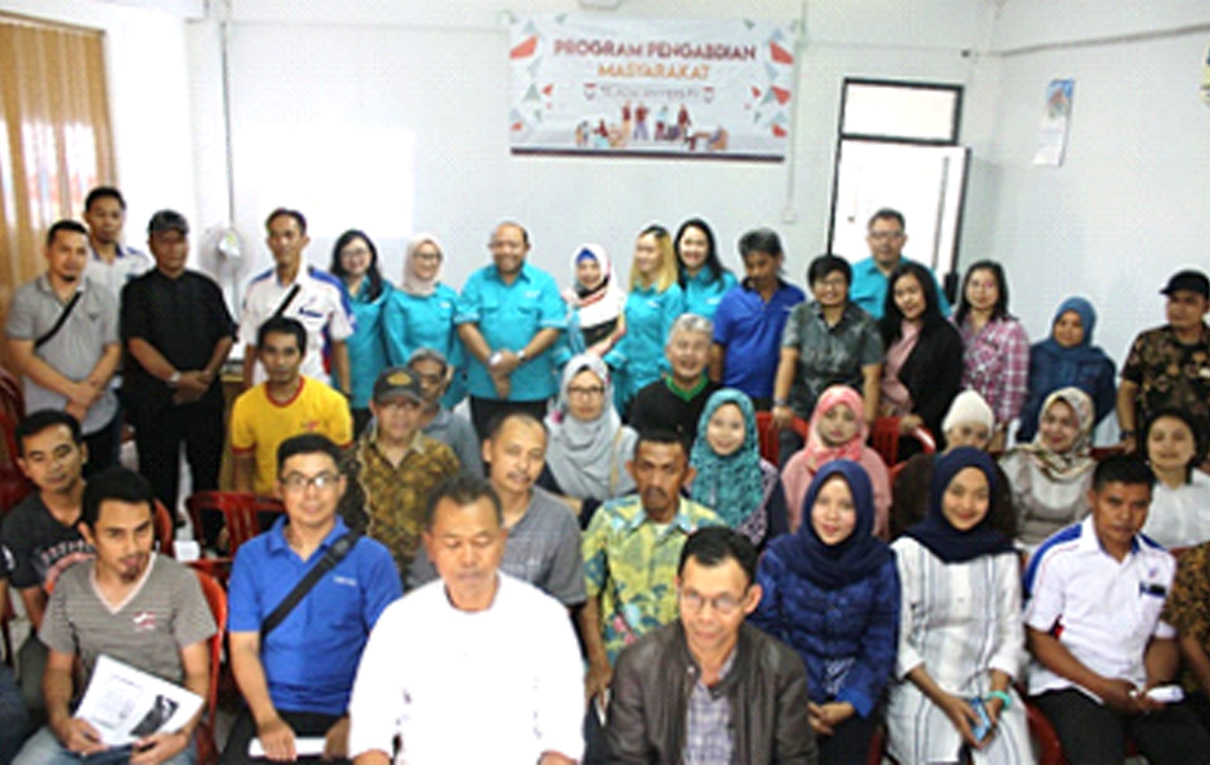 Community Devotion Program at Batujajar Traditional Market